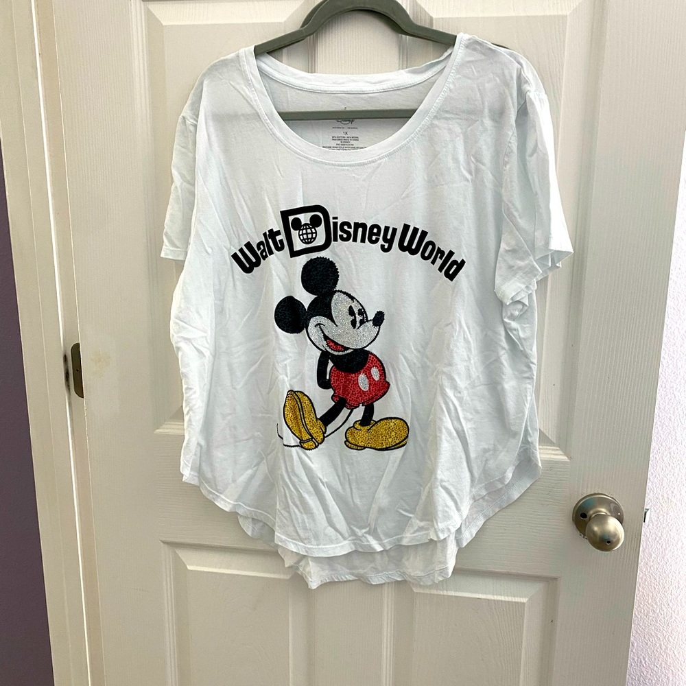 Disney parks T-shirt size 1X